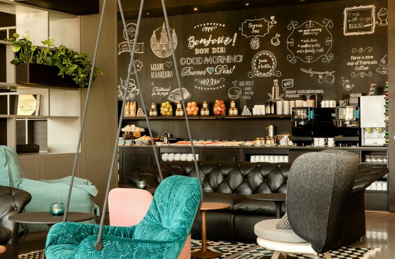 Motel One Barcelona-Ciutadella photo 4