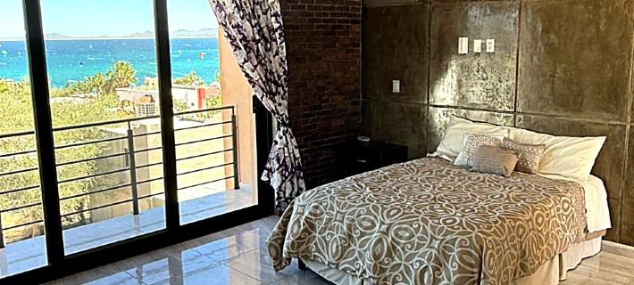 Stella Maris Hotels in La Paz