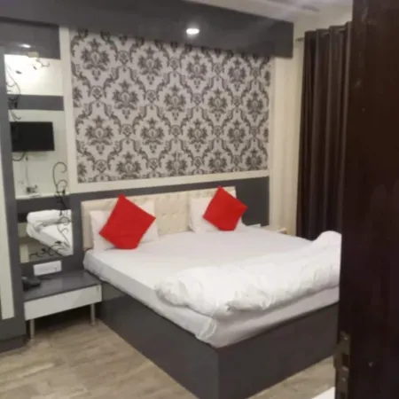 Hotel Ladli Ji Inn