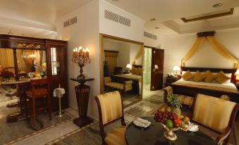 The Raj Palace (Small Luxury Hotels of the World)