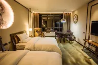 Yufeng Jade Hotel (Jianjiang Avenue Branch, Duyun City)