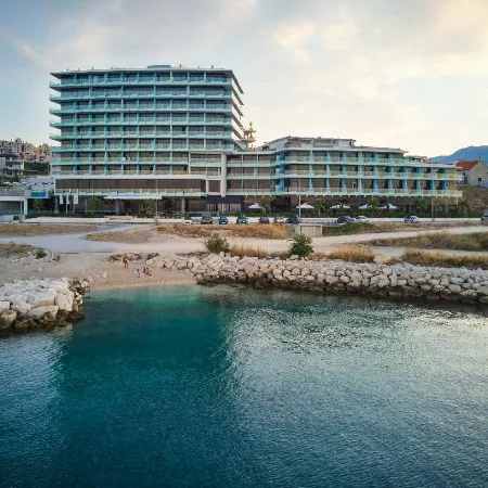 Amphora Hotel