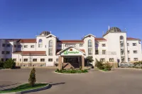 Holiday Inn Aktau - Seaside Hotels in der Nähe von Пляж "№1"
