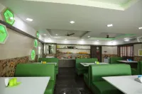Hotel Green Palace Hotels in Thanjavur