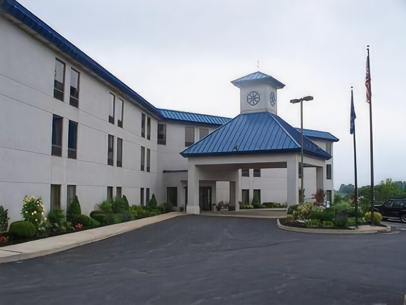 Holiday Inn Express Lewisburg - New Columbia, an Ihg Hotel