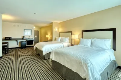 Holiday Inn Express & Suites Batavia - Darien Lake Hotels near Six Senses Escape Rooms