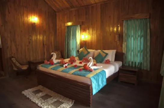 Symphony Palms Beach Resort and Spa