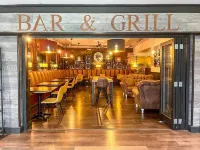 Heywood Spa Hotel - bar
