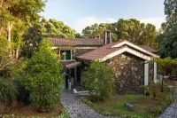 Aldeia da Fonte Hotel Hotels near Museu dos Baleeiros (Whaler’s Museum)