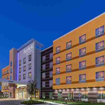 Fairfield Inn & Suites Houston Memorial City Area Hotel Exterior
