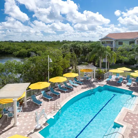 DoubleTree Suites by Hilton Naples