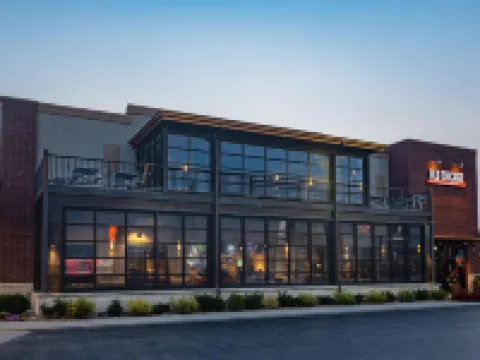 La Quinta Inn & Suites by Wyndham Joplin Hotels in Joplin