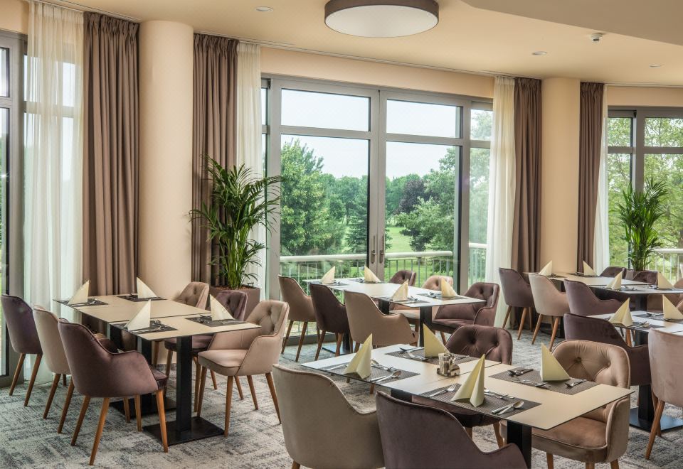 3. 그린필드 호텔 ..