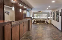 Best Western Crown Inn  Suites