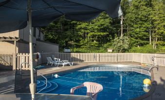 The Birchy, Adventure Lodging by Base Hospitality Group