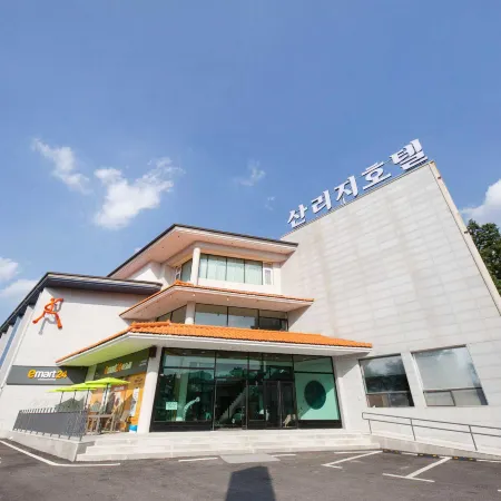 Sanriji Hotel