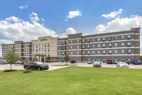 Staybridge Suites DALLAS - GRAND PRAIRIE by IHG - Parkplatz