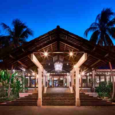Sheraton Senggigi Beach Resort Hotel Exterior
