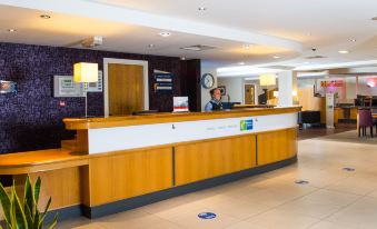 Holiday Inn Express London-Hammersmith, an IHG Hotel