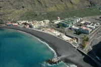 Caracol "Trail Mountain la Palma" (Junto a Trébol) Hotels in Tazacorte