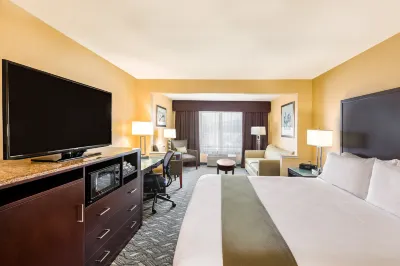 Holiday Inn Express & Suites San Jose-Morgan Hill