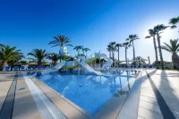Camping Estival Vendrell Platja - Pools
