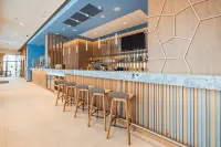 華沙雷杜塔希爾頓歡朋酒店 - 酒吧