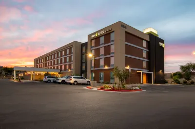 Home2 Suites by Hilton Phoenix Airport North Hotels in Camelback East