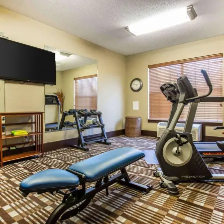 Comfort Inn & Suites Ballpark Area