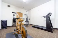 Quality Inn & Suites Omaha Chalco - Gym