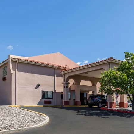 Quality Inn & Suites Albuquerque North near Balloon Fiesta Park