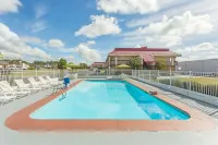 Super 8 by Wyndham Tifton Hotels in Tifton