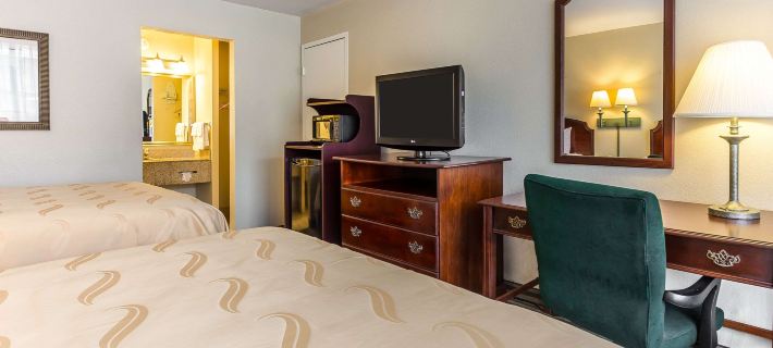 Quality Inn & Suites Hotels in Georgetown County
