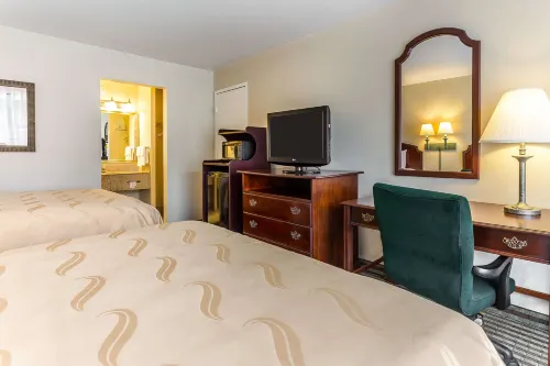 Quality Inn & Suites Hotel di Pawleys Island