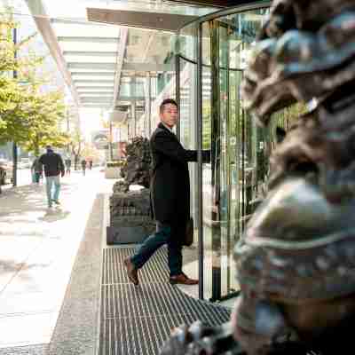 Shangri-La Vancouver Hotel Exterior