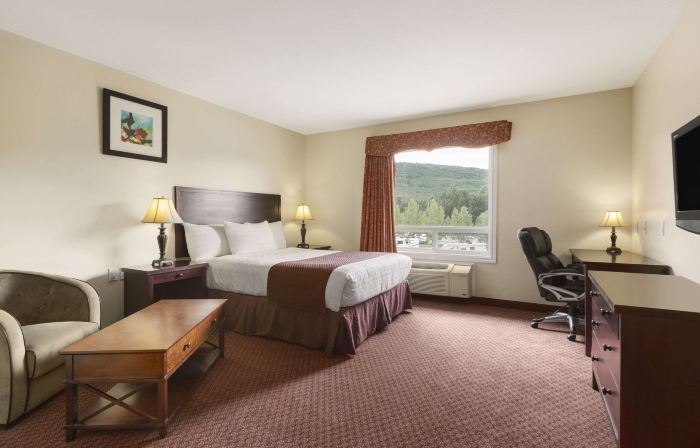 Days Inn by Wyndham Chetwynd