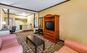 Quality Inn & Suites Lubbock