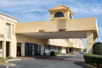 Quality Inn Near Joint Base Andrews-Washington Area - gimnasio