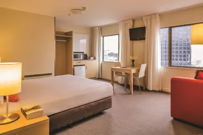 Travelodge Hotel Wellington Hotels near Wellington Botanic Garden