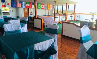 Hotel Los Algarrobos