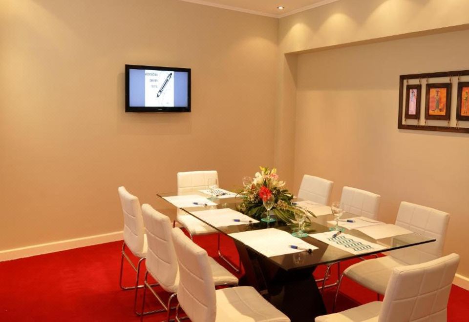 2. 그란 호텔 투르..