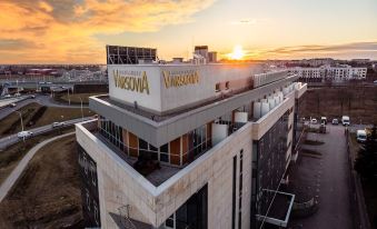 Warsaw Apartments - Hizvo
