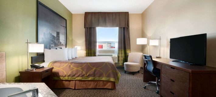 Super 8 by Wyndham Regina Hotels in Regina