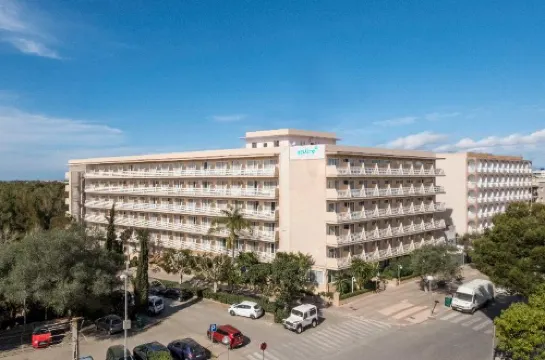 AzuLine Hotel Bahamas y Bahamas II