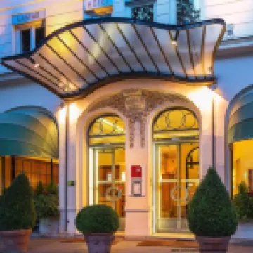 Hôtel Raspail Montparnasse Hotel dekat Stasiun Metro Vavin