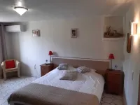 Le Vieux Platane Hotel a Rasteau