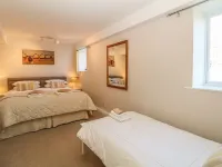Bullace Barn Hotels in Metropolitan Borough of Barnsley
