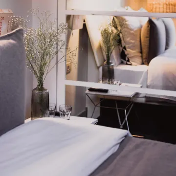 Room Select Sol Hotels near La Casa Encendida