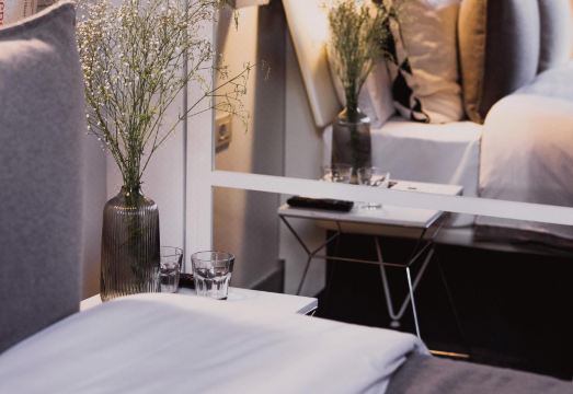 Room007 Select Sol View