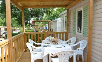 Happy Camp Mobile Homes in Camping Laguna Village